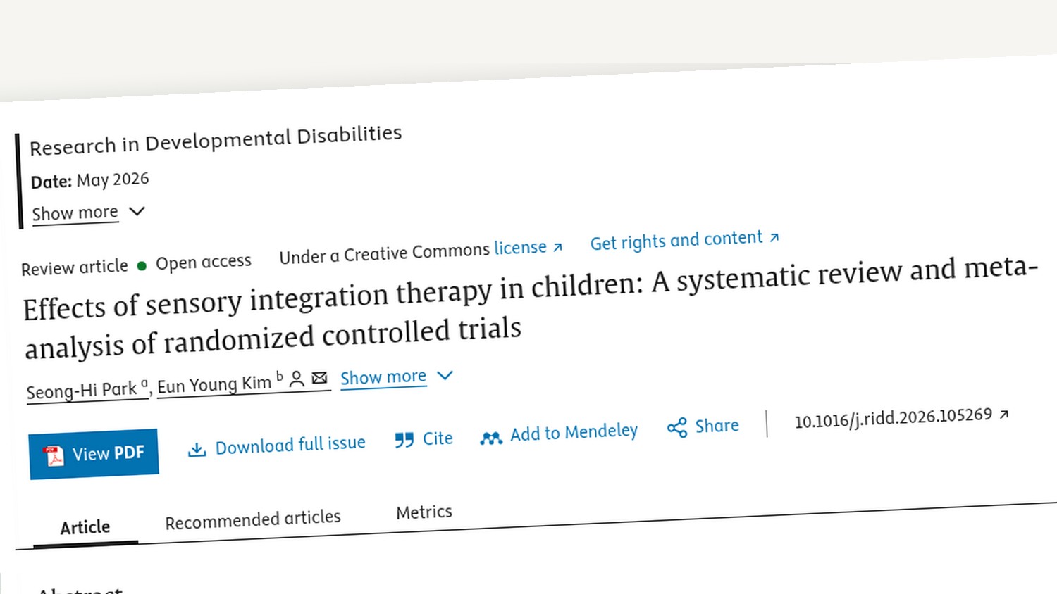 Strona metaanalizy Parka i Kim w czasopiśmie Research in Developmental Disabilities z tytułem i streszczeniem